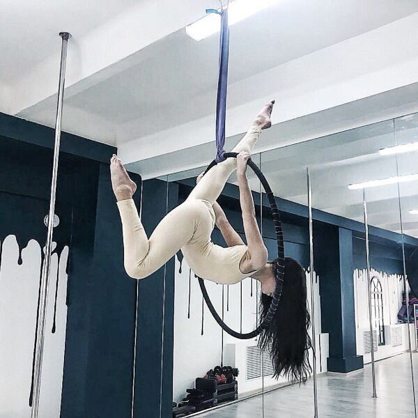 Aerial Hoop элемент Джамила